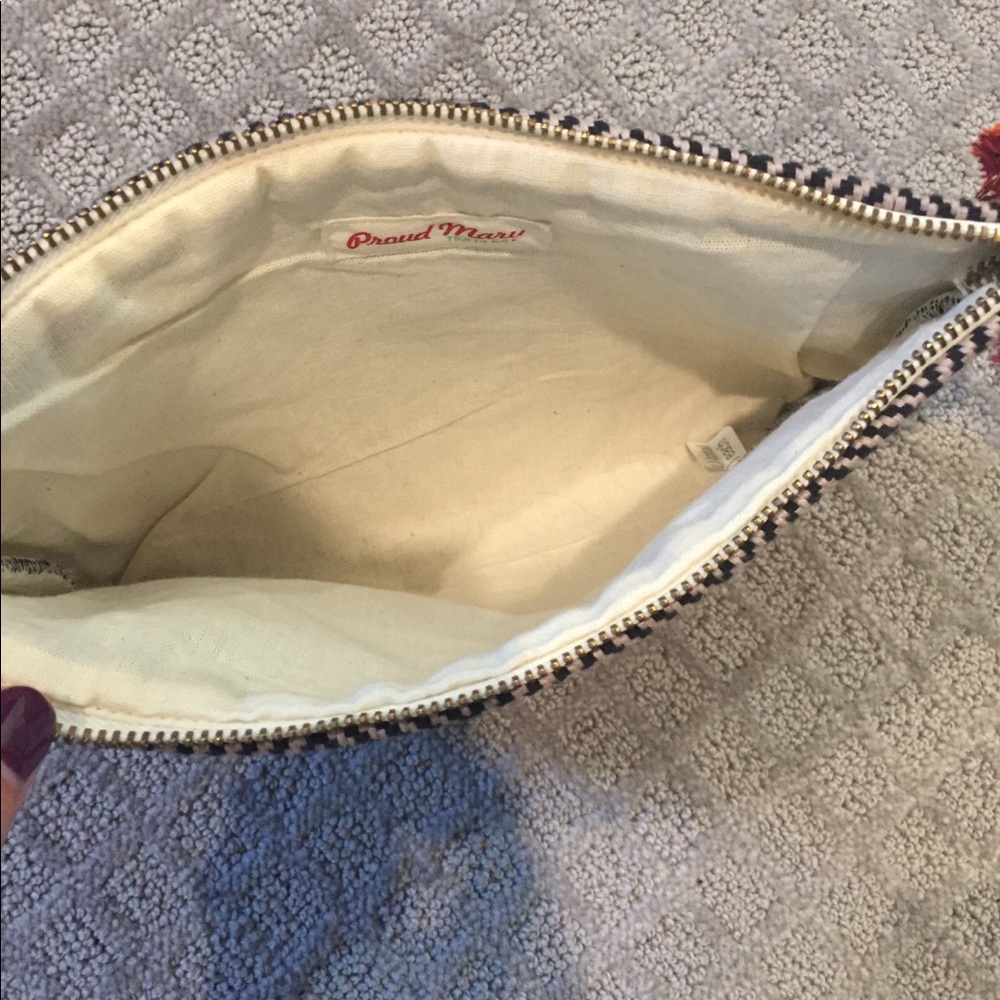 Patterned Clutch - image 3